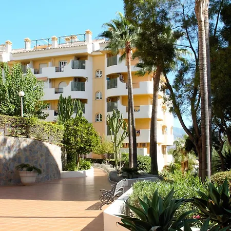 Casa Aloha With Pool In Puerto Banus Close To And Golf