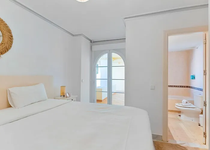 Casa Aloha With Pool In Puerto Banus Close To And Golf 아파트 *