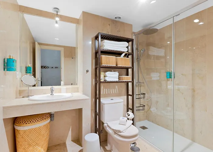 Casa Aloha With Pool In Puerto Banus Close To And Golf マルベーリャ